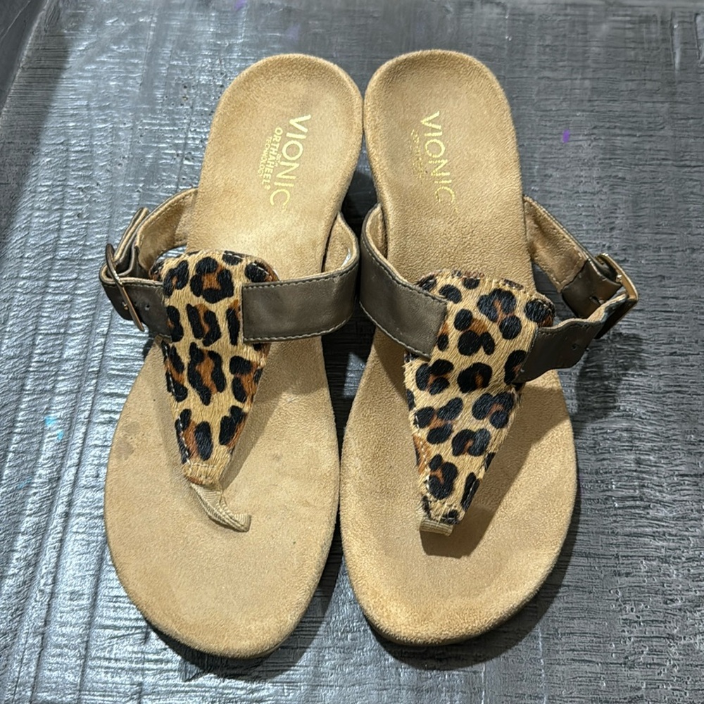 Vionic Wedge Sandals size 7